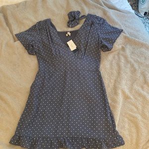Abercrombie and Fitch Summer polka dot Dress with Matching Scrunchie